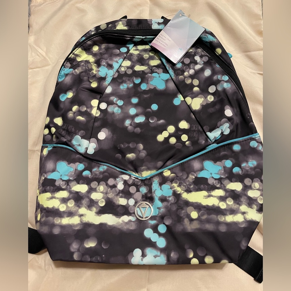Ivivva NWT Pack for Class Backback